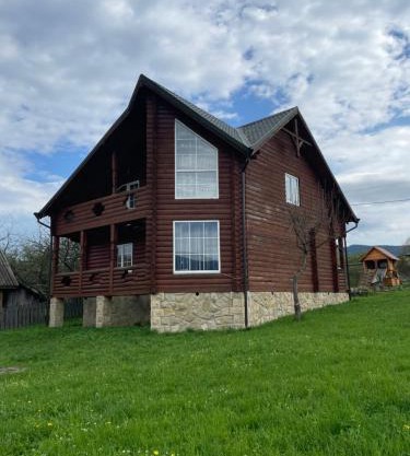 Вілла в Карпатах