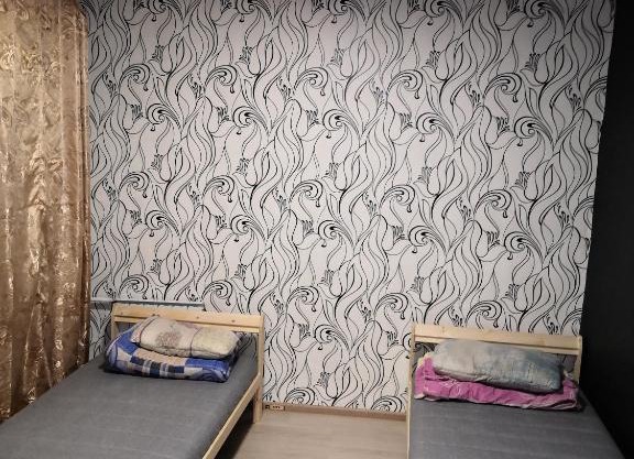 г. Кировск Парковая 5 трешка