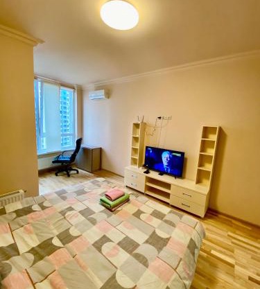 Затишна квартира в ЖК Каховська, метро Лівобережна, МВЦ