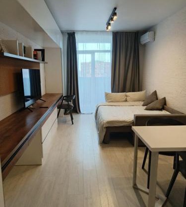 Затишна, стильна студія біля Виставкового центру