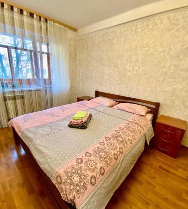 Квартира на Воскресенці, поруч метро Лівобережна, Інститут Серця, МВЦ