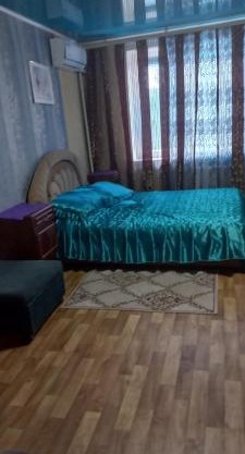 Кривой Рог на Заречном 4 квартира посуточно