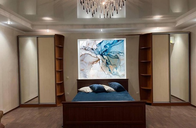 Кривой Рог, 95 квартал, Гагарина 3, Люкс апартаменты