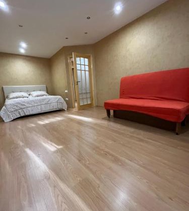 Просторная квартира, Калиновая 66, левый берег