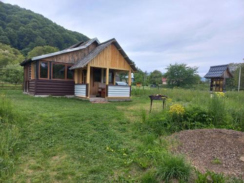 Садиба Федорчуків За рікою1