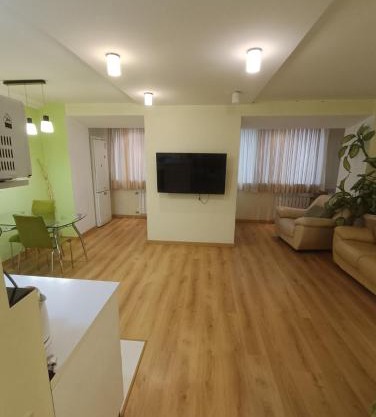 Солнечный Набережная Малиновского дом 6 Центр