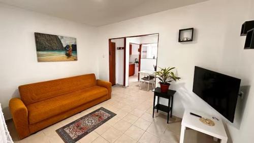 Уютная и светлая квартира с балконом рядом с ТЦ STAR