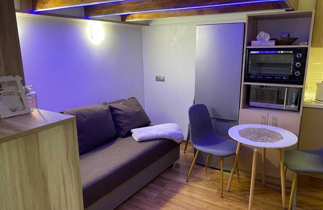 Центр, Галицький район, Площа Ринок, Оперний театр, вулиця Котлярська 5