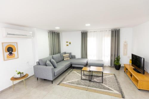 אירוח פינת חן