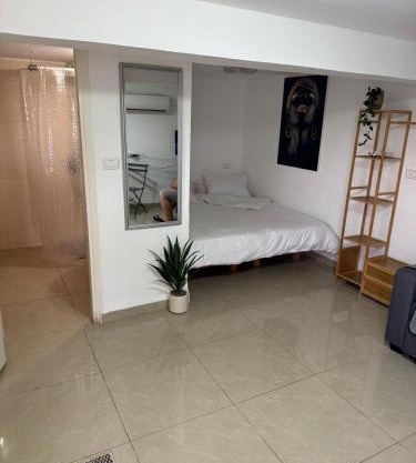 לרניקה - יחידות אירוח