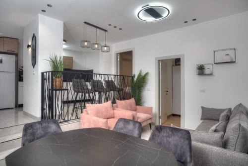 פאר - סוויטת יוקרה משפחתית בעתיקה Pe'er - Luxury Family Suite in the Old City