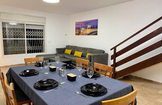 פנטהאוז בלב נהריה