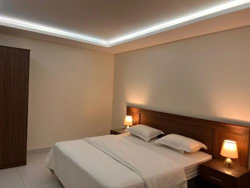 ريزا الفندقية Reeza Suites