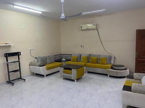 شقة عائلية متكاملة باللقائط