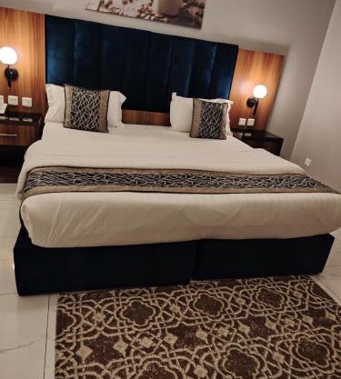 شقق ازار المخدومة