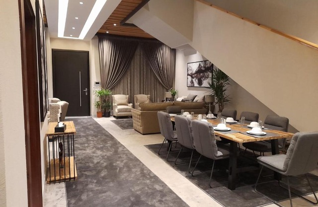 فلل لاكاسا الفندقية