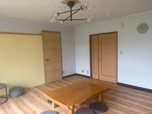 ペコレラ学舎 Teacher House