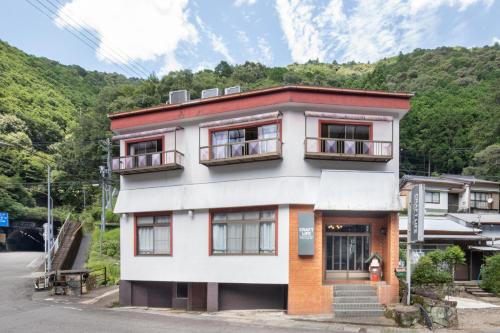 一棟貸し民宿 川湯の家