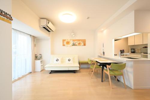 日本桥车站出口徒步5秒两室一厅60平米new open 夏季促销