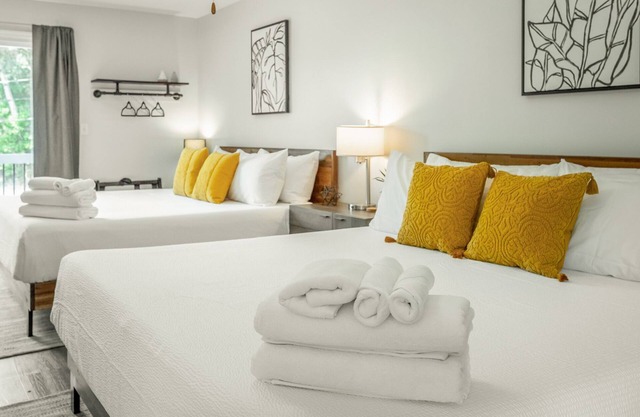 02: The Wright Suite - A PMI Scenic City Vacation Rental