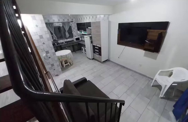 06 triplex with 2 bathrooms