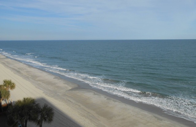 0610 Waters Edge Resort 1 Bedroom Condo by RedAwning