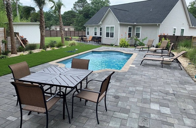 1/2 Acre Fenced In Private Oasis