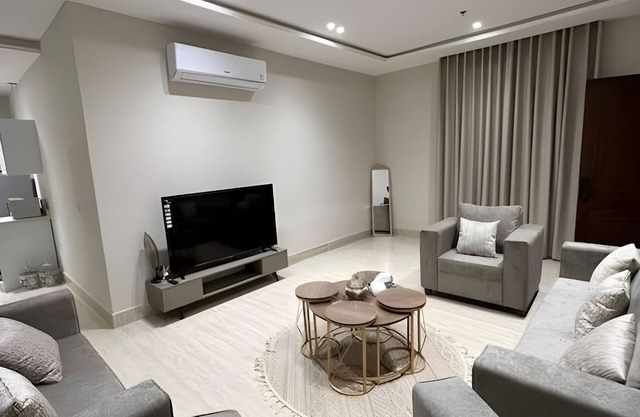 1/7 - شقة راقية 4 غرف نوم