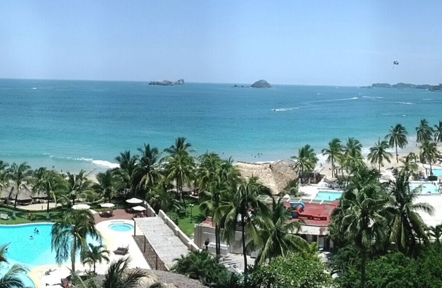 1 Bdrm, Bay View Grand Residencial, Deluxe Ocean/Beach Front!