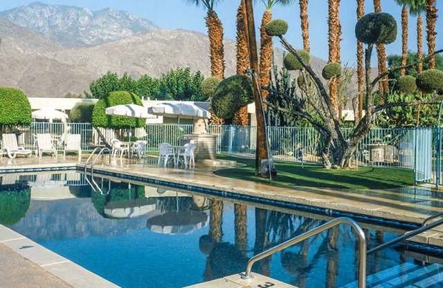 1 BDRM~ Desert Isles of Palm Springs Resort~ Lake, Dining, Pools, Spa, Shopping