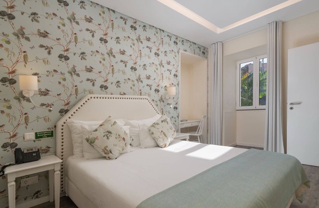 1-bed Garden Apt 3 in character Babosas Village