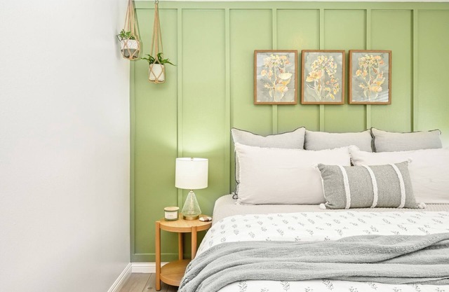 1 Bedroom Apt in Eastside Costa Mesa