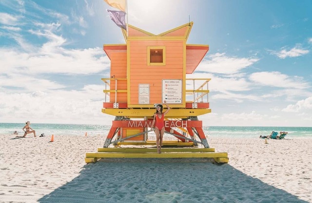 1 bedroom in the BEST location in South Beach !