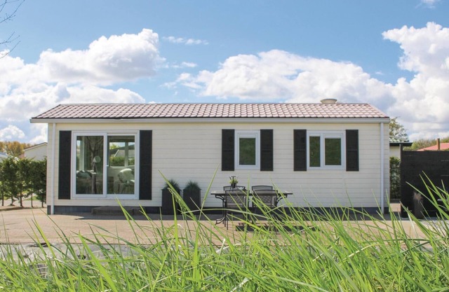 1 bedroom lovely home in Sint-Annaland