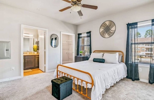1 Bedroom Near Woodlands W/Free Parking