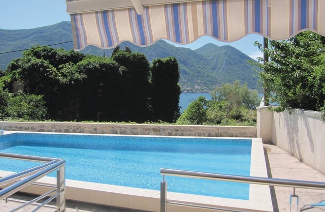 1 bedroom nice apartment in Kotor