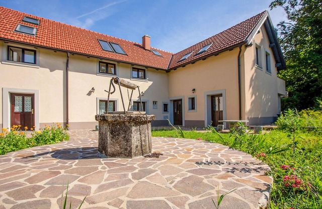 1 bedroom stunning apartment in Col