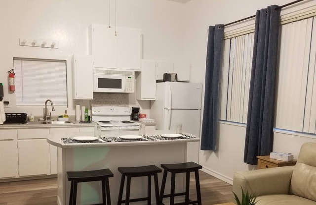 1 Bedroom unit with a full kitchen and living room