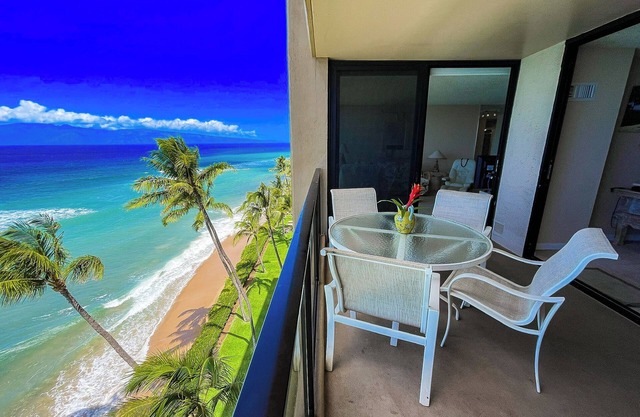 1 BR BEACHFRONT Luxury Condo at Kaanapali Beach: Escape the Crowds, Full A/C