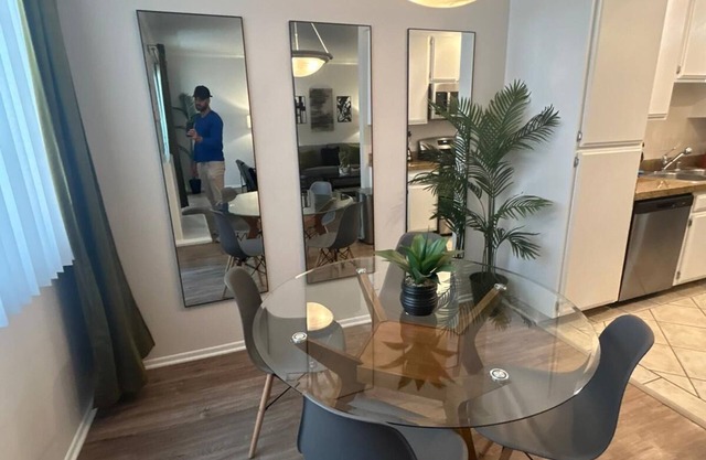 1 BR Oasis Beverly Hills, Parking, Pool, & Fitness