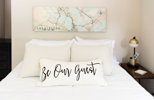 1-Charleston Charm- Studio 1 is 4 miles from Downtown Charleston -West Ashley