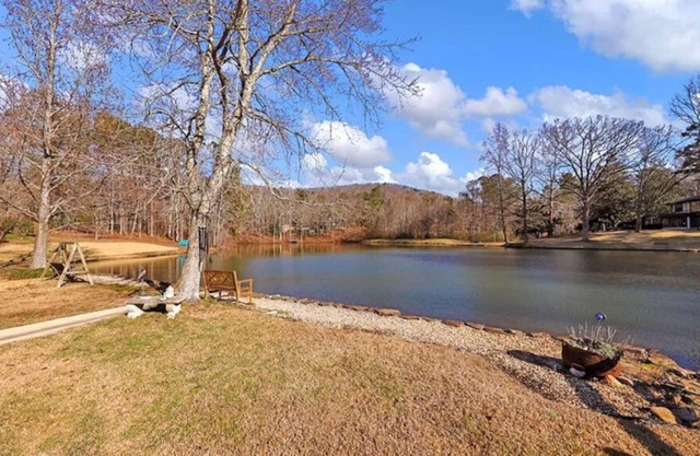 #1 Luxury Home Stay w/ Lake Views