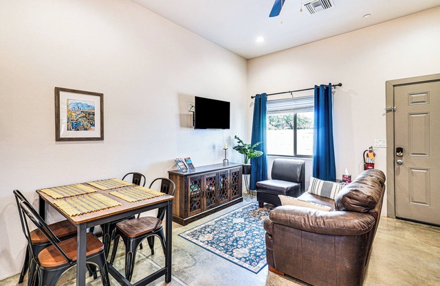 1 Mi to Arizona Stadium: Charming Tucson Condo!