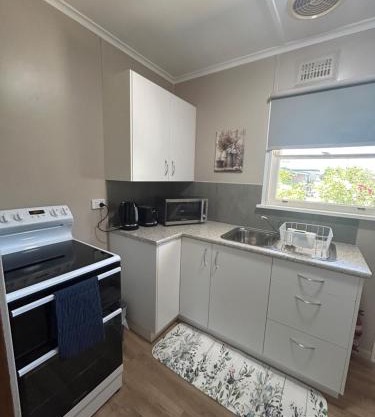 #1 Waddell Studio Apartment