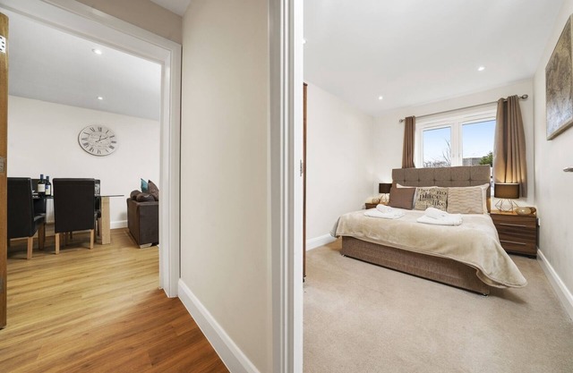 10 - Heathrow Living Serviced Apartments by Ferndale
