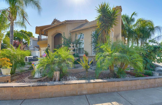 10 Mi to Yosemite Lake: Atwater Retreat