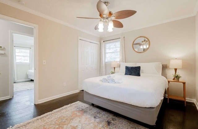 10 Min from Downtown Columbia - The Ronnie Runner