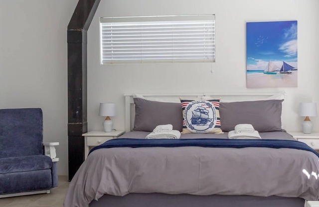 10 on Aqua Vista Cottage