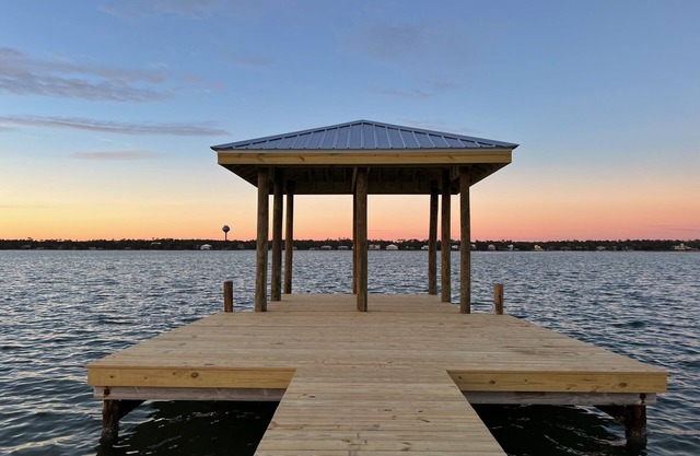 "10 out of 10"Top Location-Steps2Beach-Lagoon Front