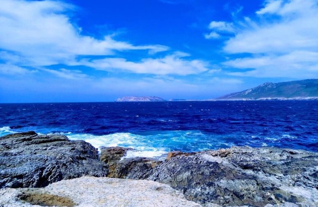 100 m from the beach overlooking the Sisargas archipelago